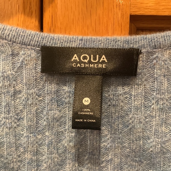 Light blue 100% cashmere sweater with buttons, worn once and in new condition - Picture 3 of 3